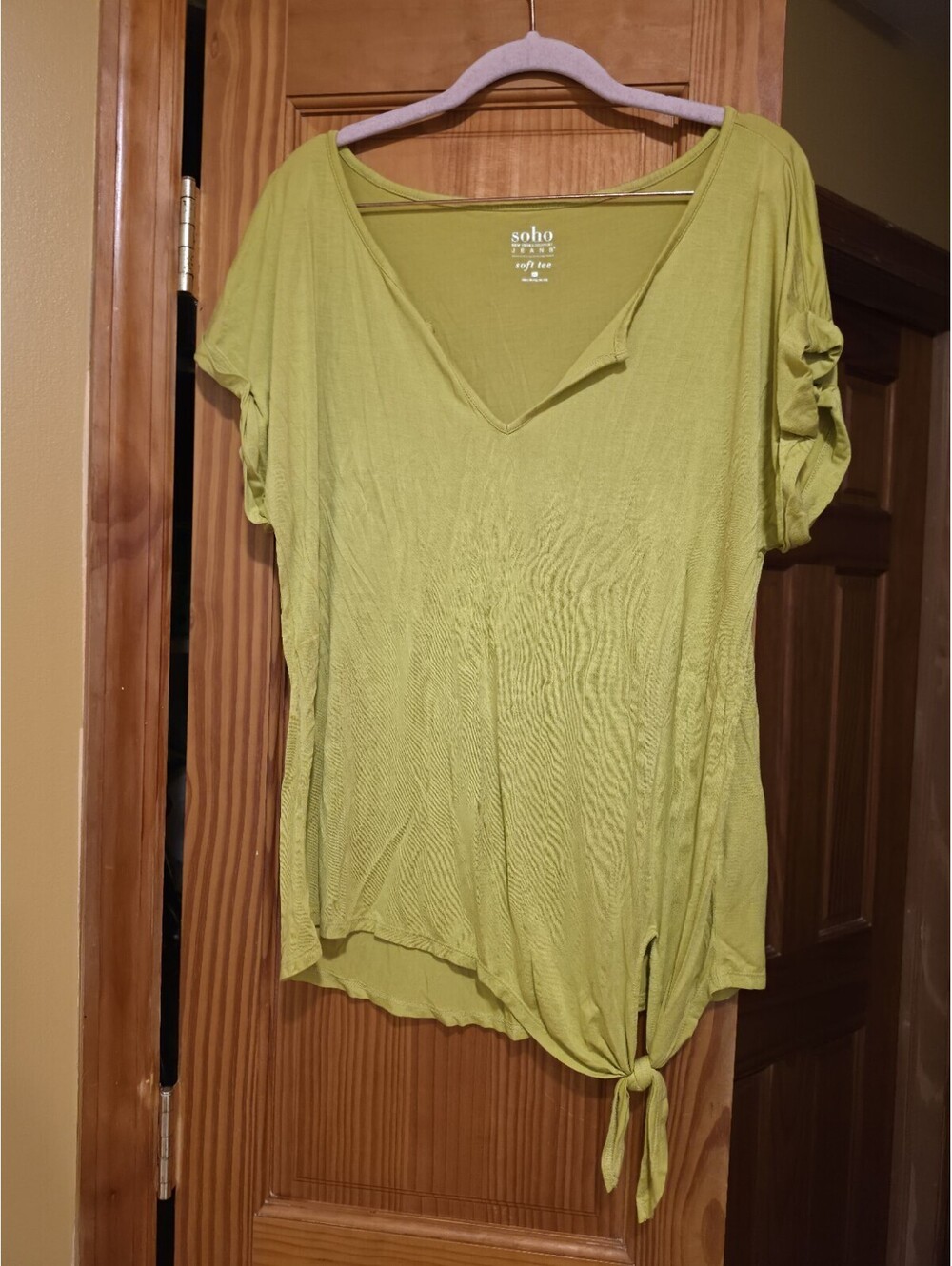 soho new york & company jeans Lime Green soft tee